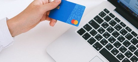 INTERNACIONALIZAÇÃO VIA E-COMMERCE